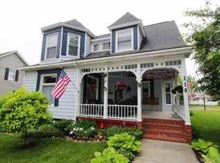 118 S McKinley Rd, Flushing, MI 48433