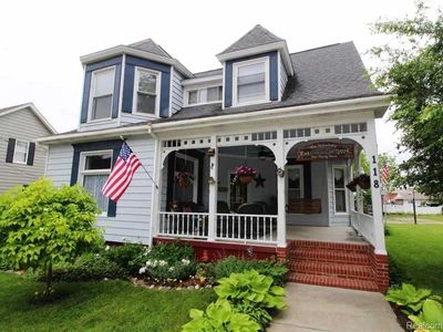 118 S McKinley Rd, Flushing, MI, 48433