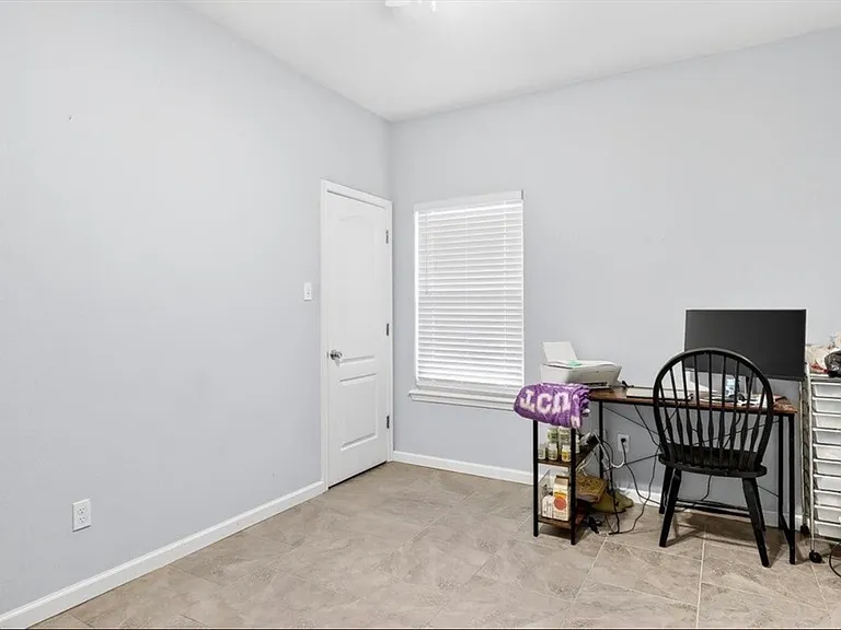 6402 Williams Dr #A — Photo 17
