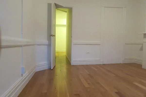 Rented by Manhattan Best Realty, Inc. | media 16