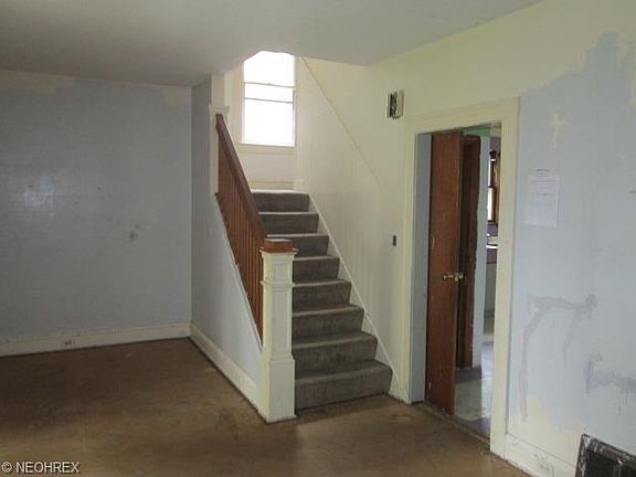 3rd image of 3756 Washington Park Blvd