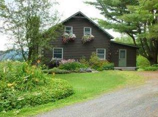 239 Farnsworth Ln, Brookfield, VT 05036