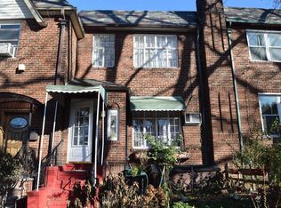 8273 164th Pl, Jamaica, NY 11432