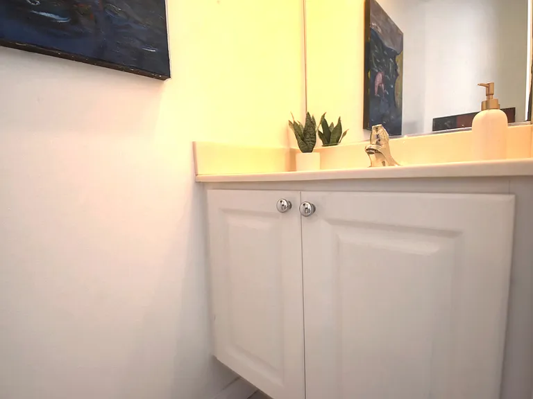 half bath room
