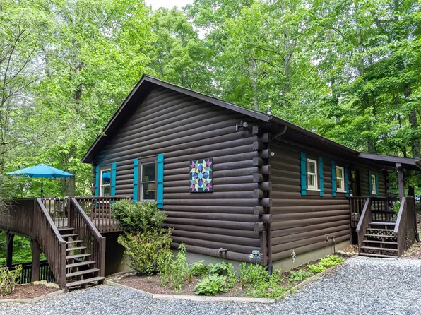 123 Hampton Gap Dr, Mars Hill, NC 28754