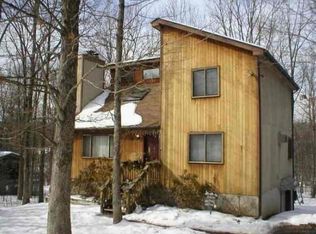 243 Hyland Dr, East Stroudsburg, PA 18301