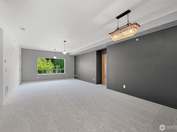 4th image of 504 Darby Dr #203