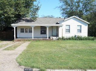 410 NE 38th St, Grand Prairie, TX 75050