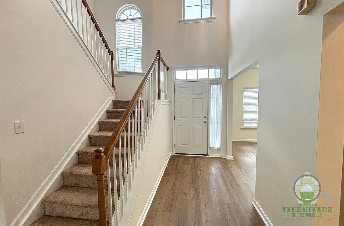 106 Thurber Way - 1 — Photo 2