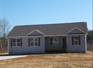 296 Emerald Cir, Colbert, GA 30628