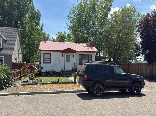 427 E Butterfield St, Weiser, ID 83672