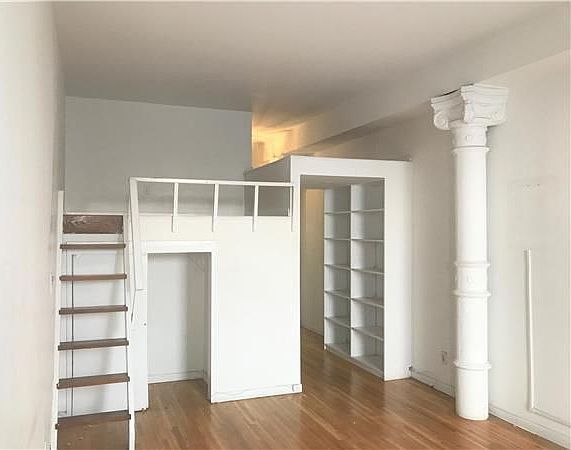 2nd image of 43 E 10th St APT 5K
