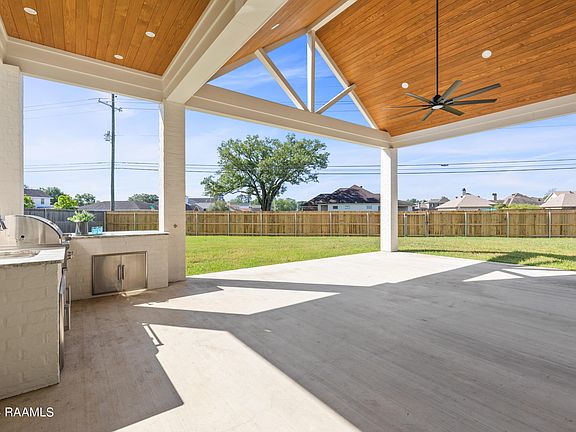 2nd image of 102 Abercrombie Way