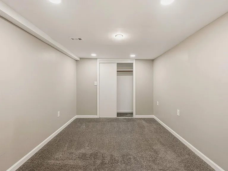 8304 Dangerfield Pl — Photo 33
