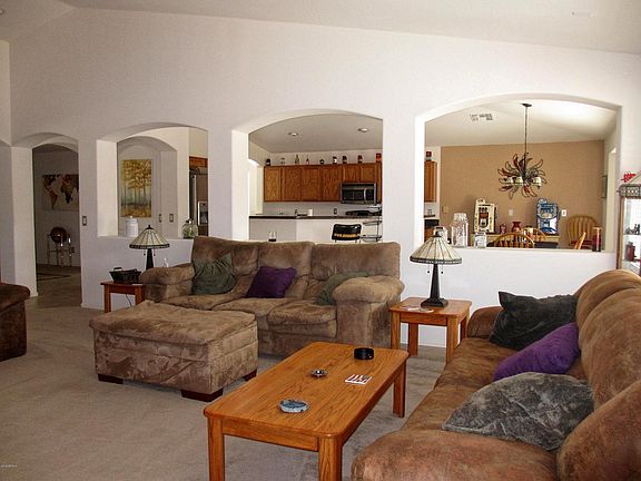 Great Room to Kitchen