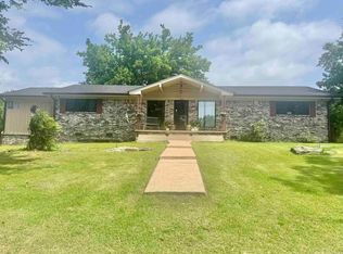 1285 Marywood Dr, Batesville, AR 72501