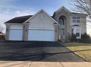 721 Trent Ln, Loves Park, IL 61111