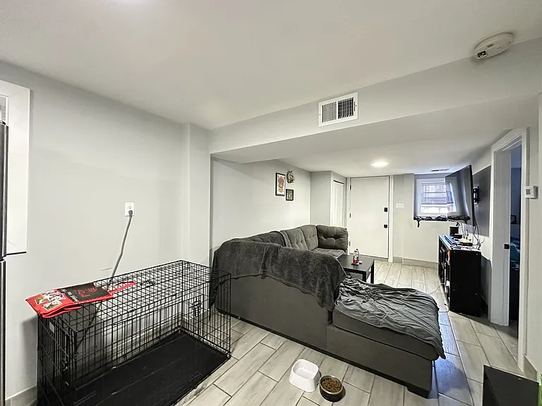 1721 N Mozart St #G — Photo 7