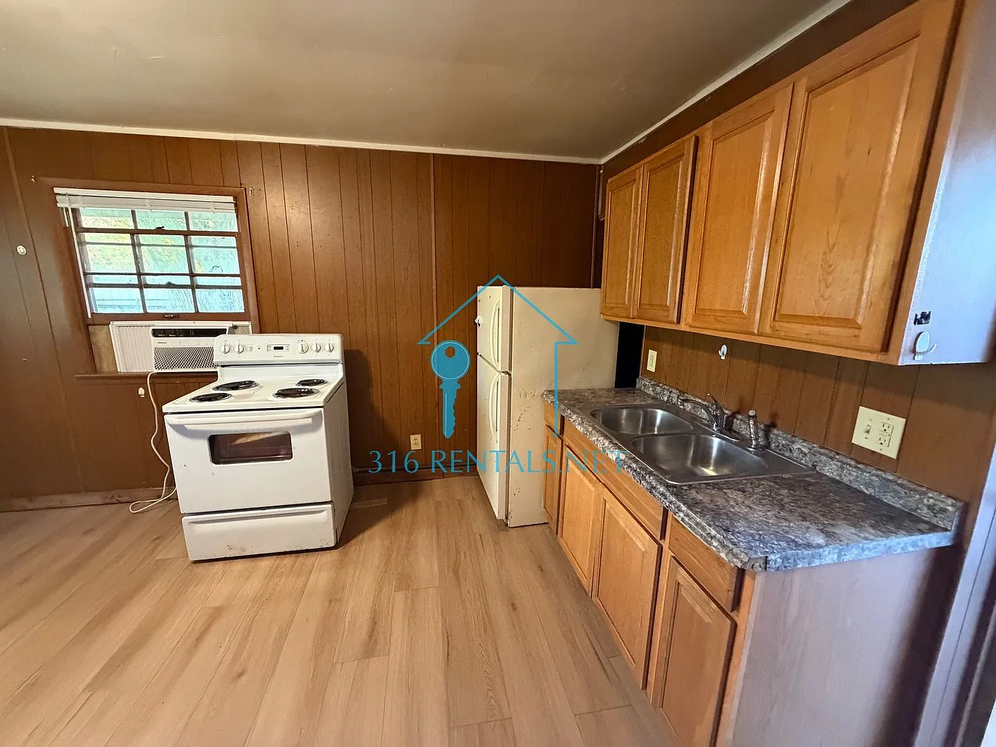 3540 N Arkansas Ave — Photo 4