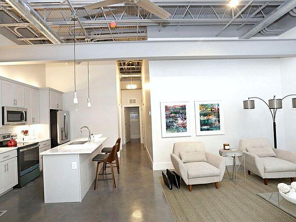 3rd image of 480 Skain St #101