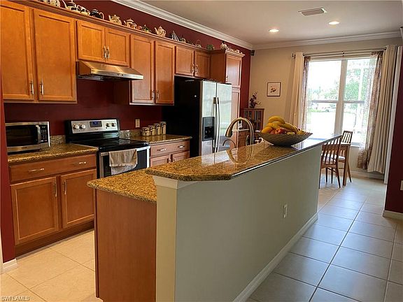 4th image of 28201 Jewel Fish Ln