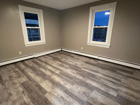 119 Whitehall St Floor 3