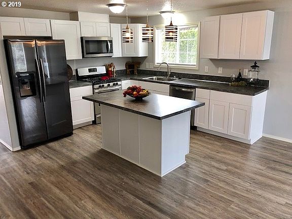 5th image of 3305 NE 140th Ave