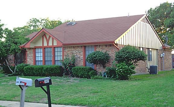 2nd image of 3901 Fletcher Dr