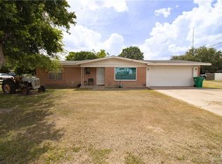 1112 S Cage Blvd, Pharr, TX 78577