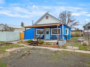 512 W 4th St, Sprague, WA 99032