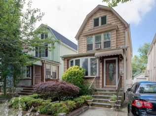 6838 Manse St, Forest Hills, NY 11375