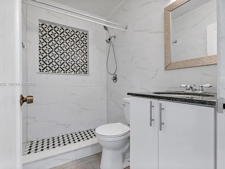 670 NE 130th St #670 — Photo 15