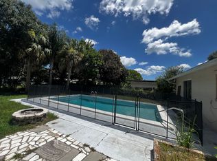 1024 Jamaica Ave, Fort Pierce, FL 34982