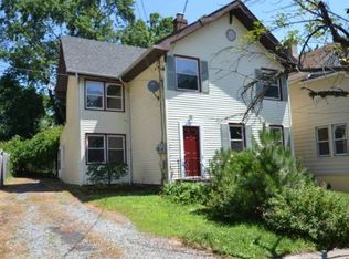 8 Charles St, Montclair, NJ 07042