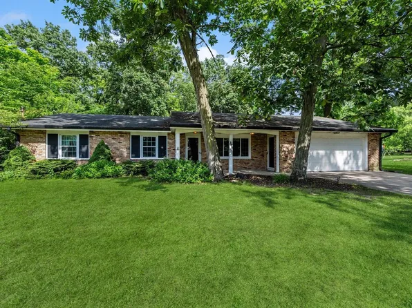 300 N Red Bud Ln, Muncie, IN 47304