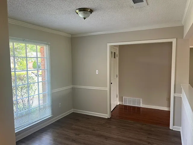 formal dinning room view to front entry