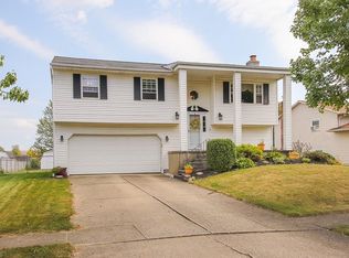 424 Defiance Ave, Elyria, OH 44035