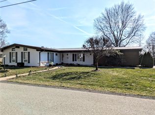 2 Grace Rd, Scottdale, PA 15683