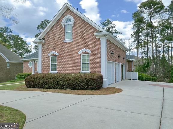3rd image of 906 Northern Pines Dr