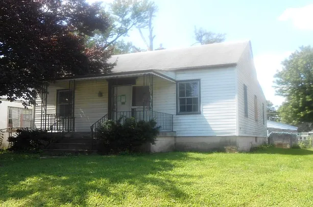 2734 S Roena St photo 1