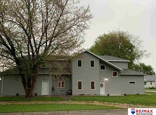 304 N 7th St, Pierce, NE 68767