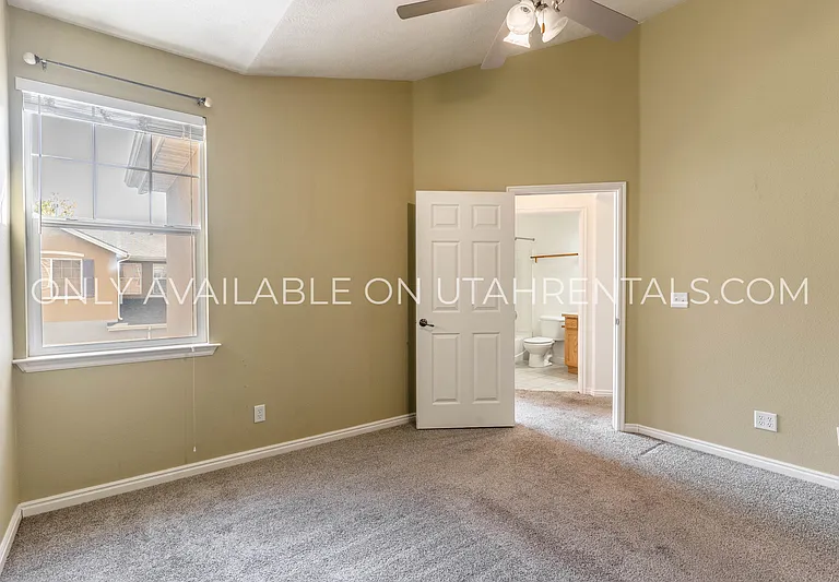 1508 W 110 N — Photo 10