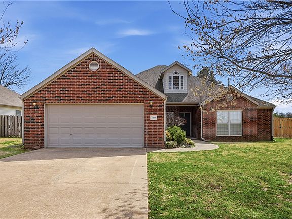 3rd image of 8477 W Vista Terrace Dr