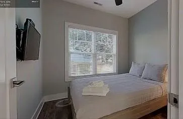1101 Spruce St #2 — Photo 8