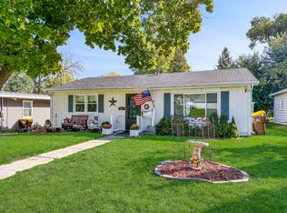 721 S 16th Ave, Freeport, IL 61032
