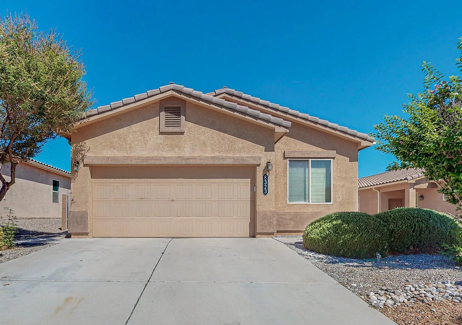3 bed, 1589 sqft, $2,450 — Photo 1