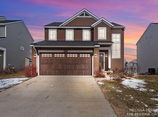 6733 Craftsman Square Dr, Rockford, MI 49341
