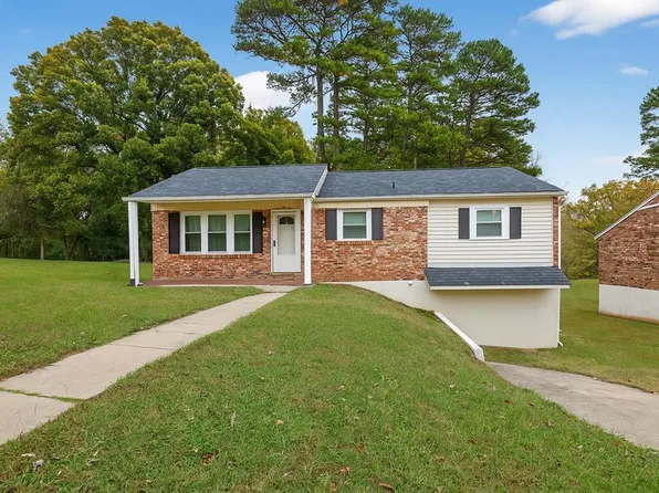 308 Greenwich Cir, Danville, VA 24540