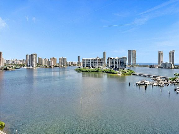 3rd image of 7000 Island Blvd APT 1207