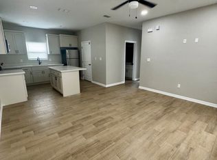 806 Ragland St APT 9, Mission, TX 78572